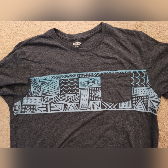 Old Navy Graphic Pocket Tee - Picture 2 of 3